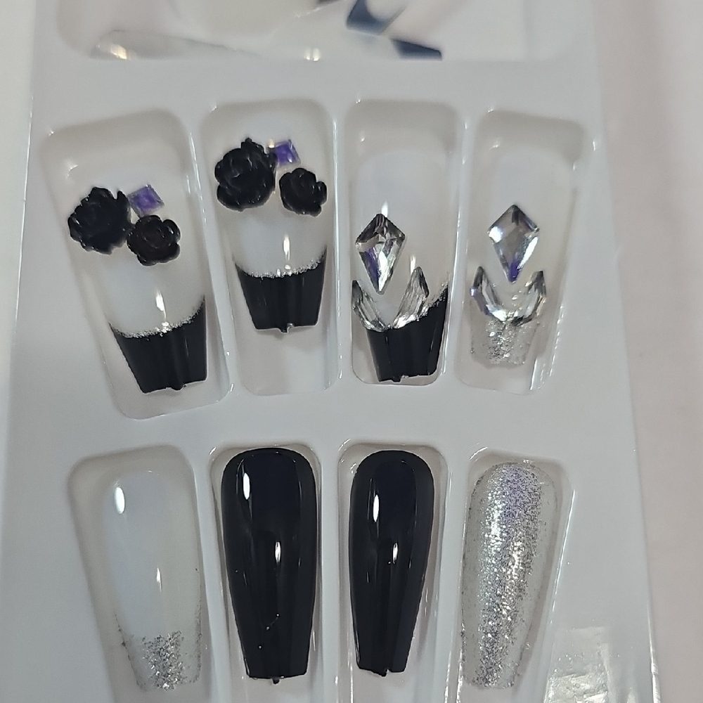 Luxury Black + Silver 3D Nails | Handmade Coffin Goth Nail 12 Pcs Set L